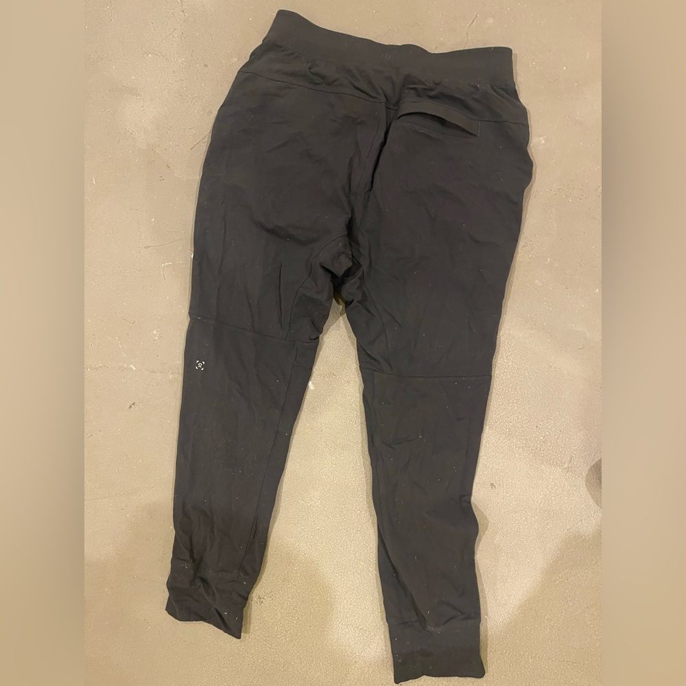 Mens lululemon joggers size Large